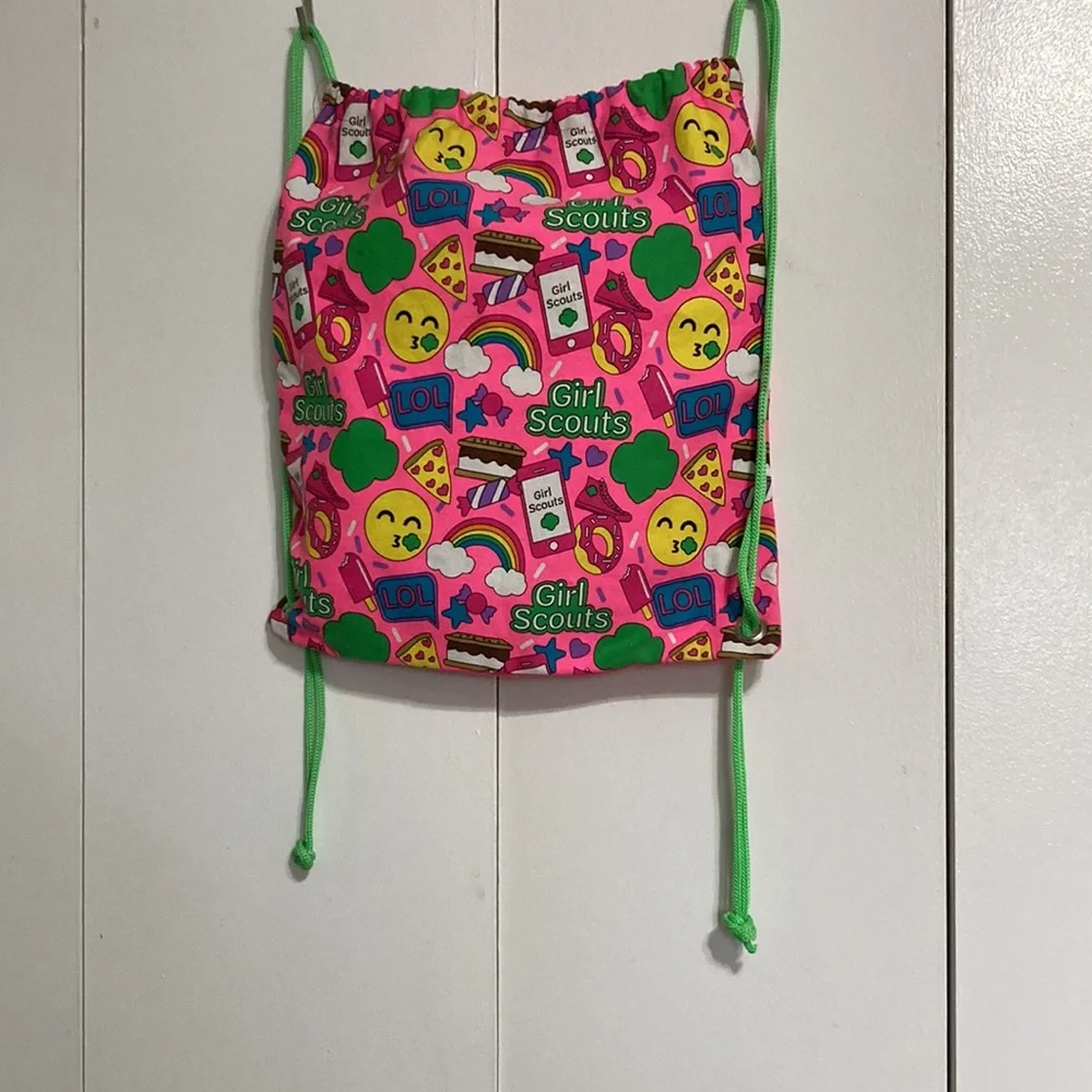 GIRL SCOUTS Emoji Drawstring Bag Mini Backpack Satchel Pink Green 15